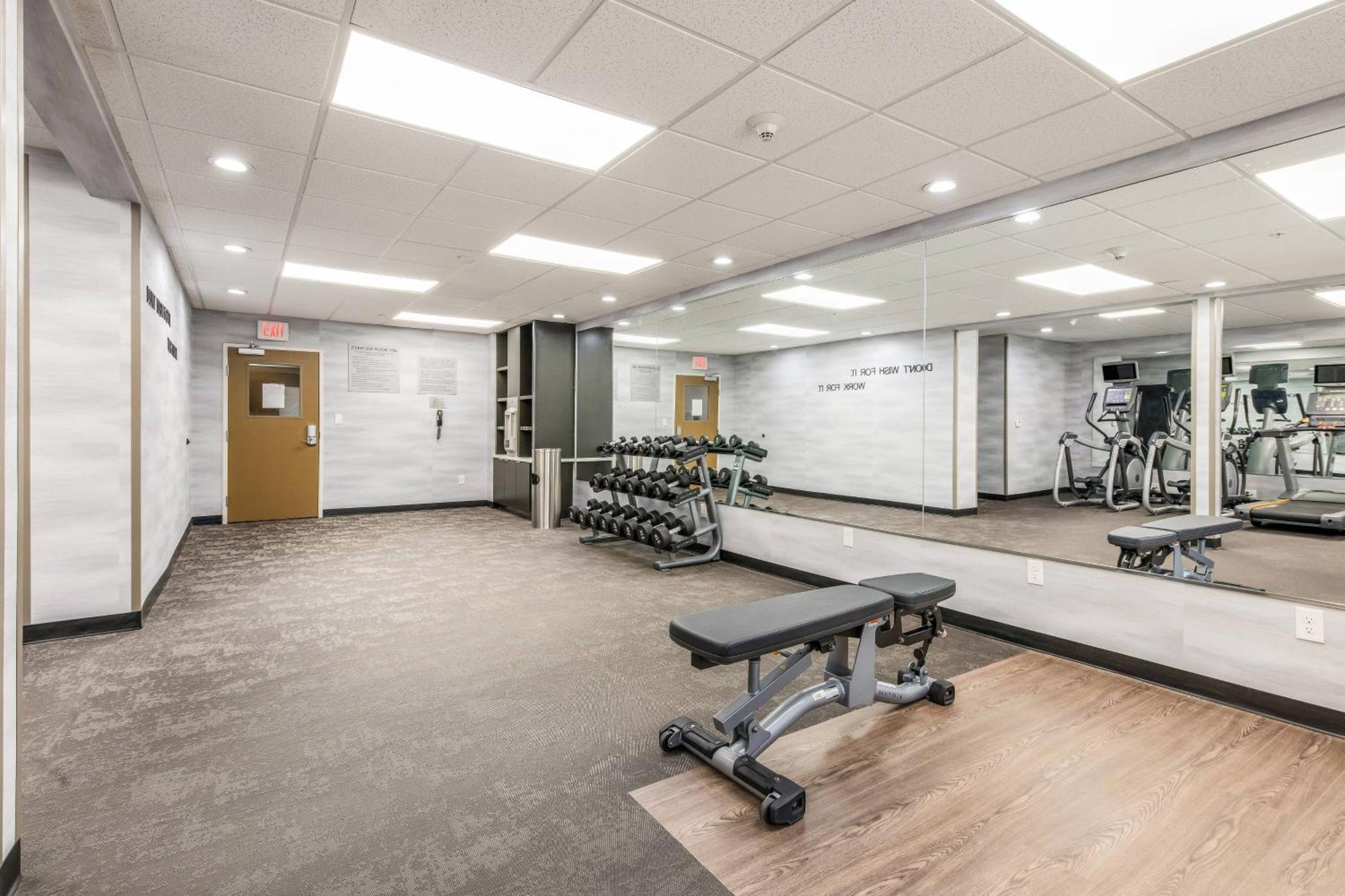 Fairfield By Marriott Inn & Suites Greensboro Coliseum Area Εξωτερικό φωτογραφία