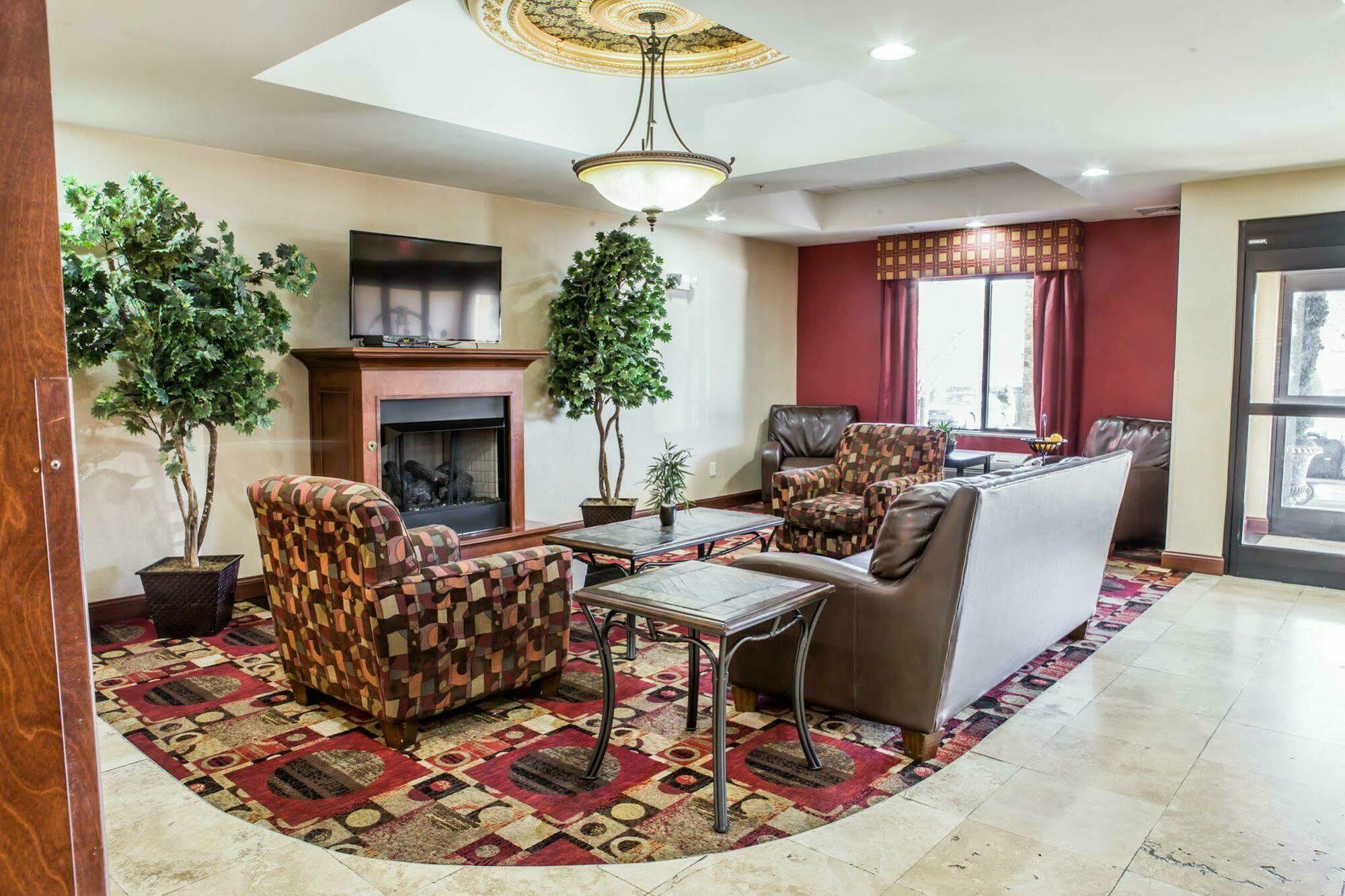 Fairfield By Marriott Inn & Suites Greensboro Coliseum Area Εξωτερικό φωτογραφία